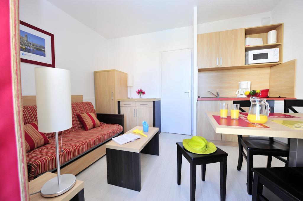 Residence Goelia Le Grand Bleu Le Barcares Ruang foto